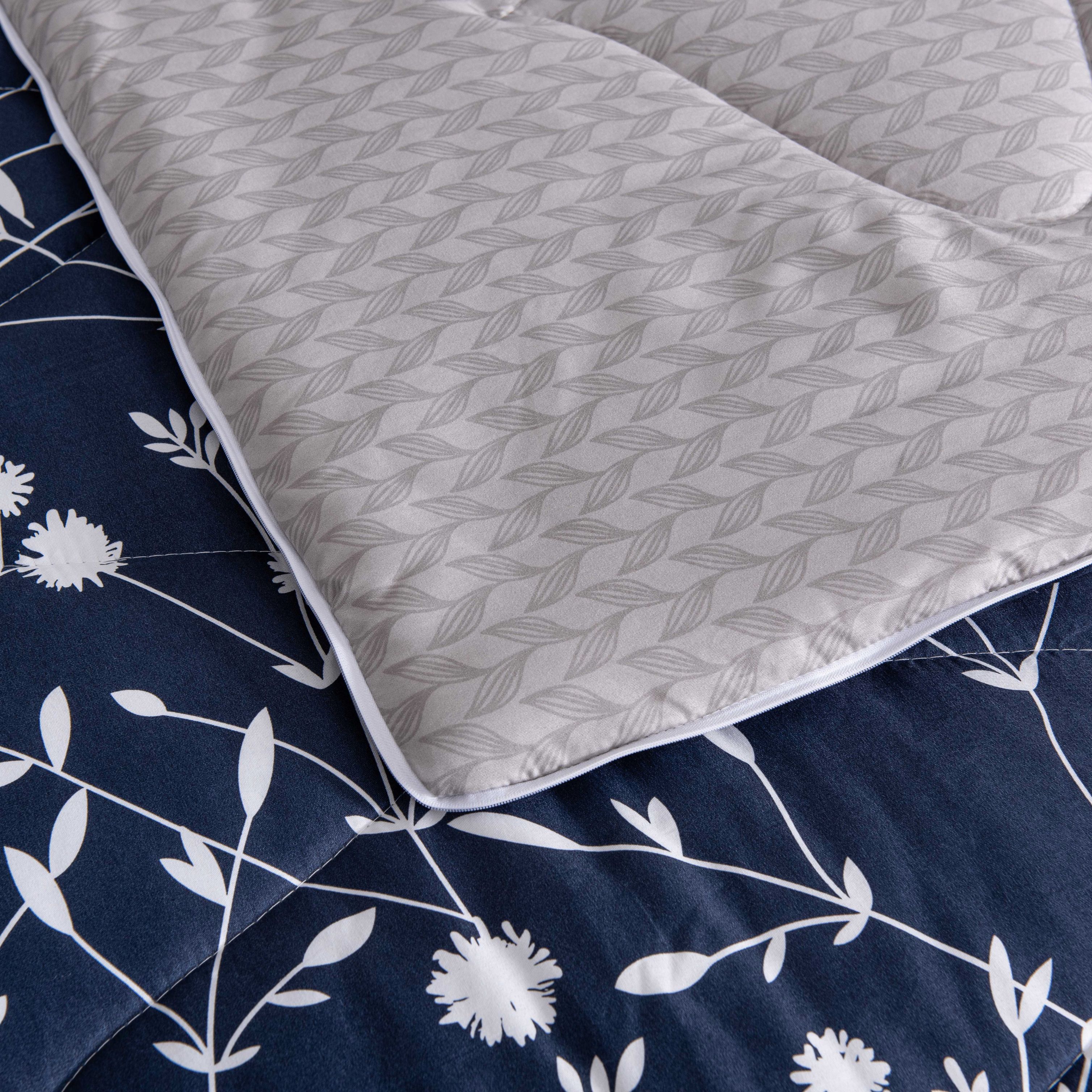Grijze binnenzijde van dekbed Mila zonder overtrek met dessin